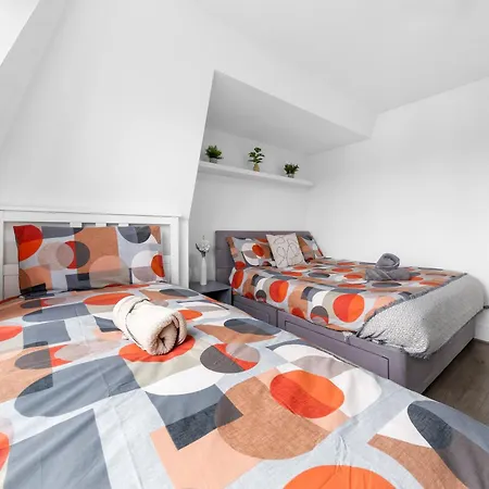 Central London Two Bedroom Serviced Apartment - Nine Elms Luxury Stay - Vauxhall & Westminster Exterior photo