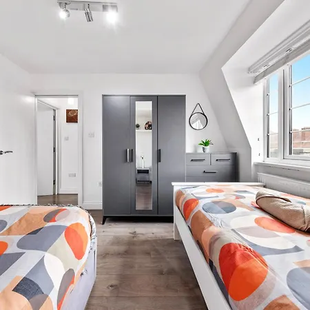 Central London Two Bedroom Serviced Apartment - Nine Elms Luxury Stay - Vauxhall & Westminster Exterior photo