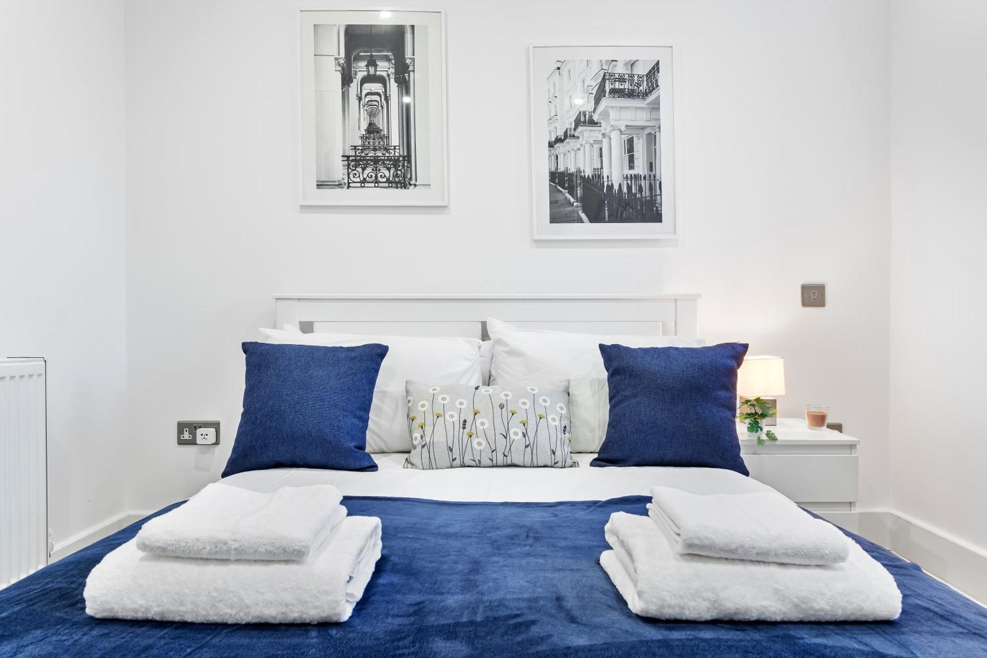 Two Bedroom Serviced - Nine Elms Luxury - Vauxhall & Westminster London