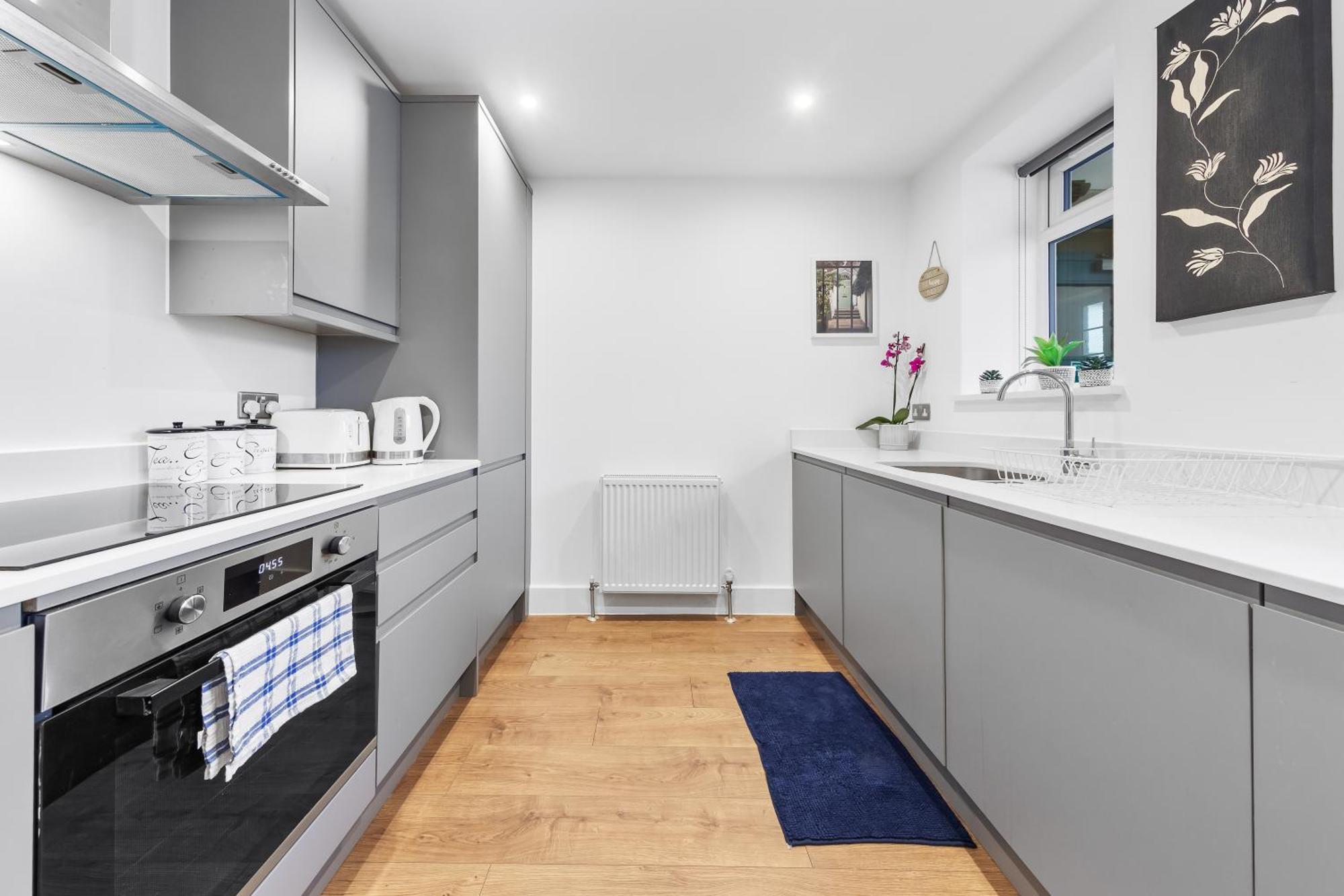 Two Bedroom Serviced - Nine Elms Luxury - Vauxhall & Westminster Apartment London